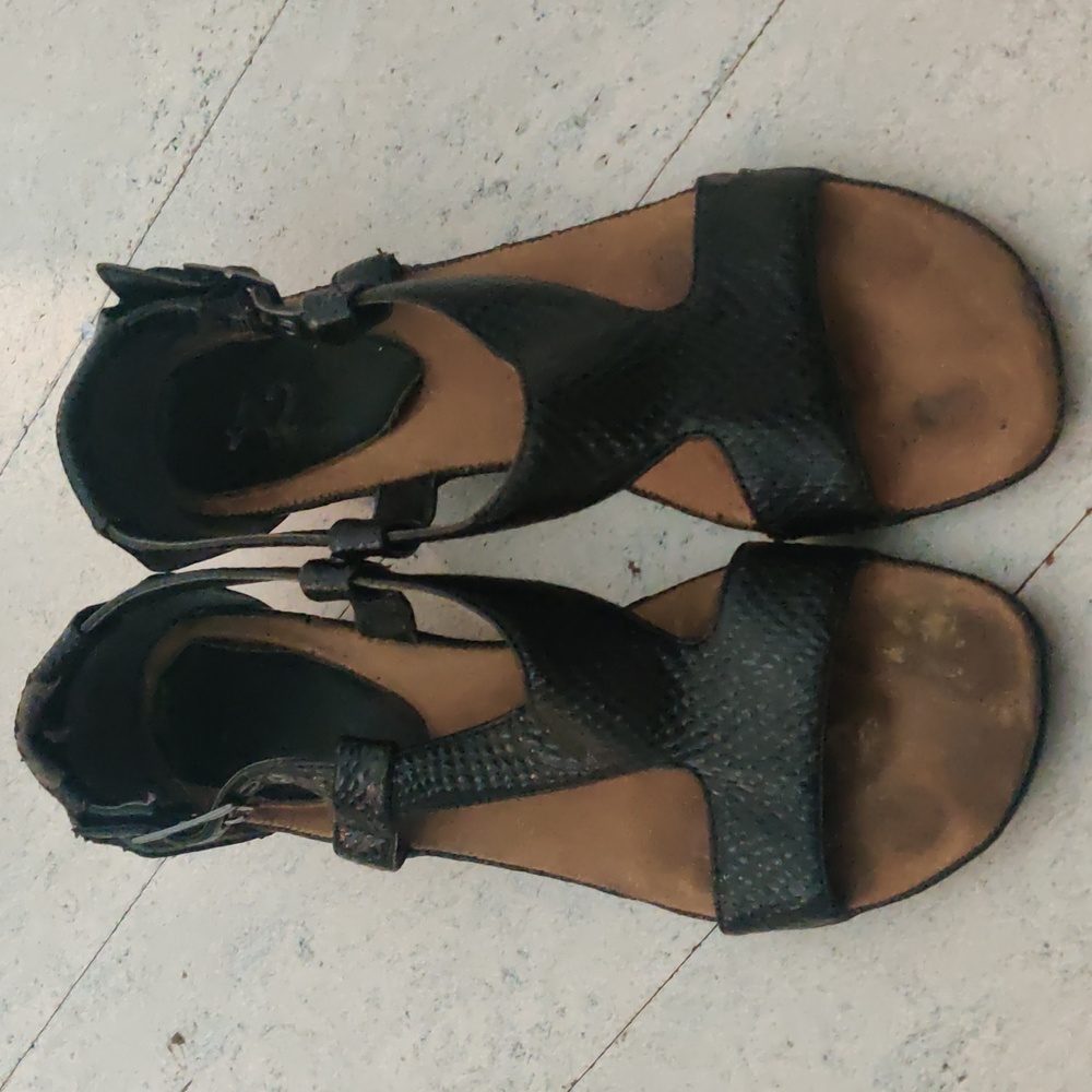 A2 Aerosoles Sandals black leather cork wedge heel